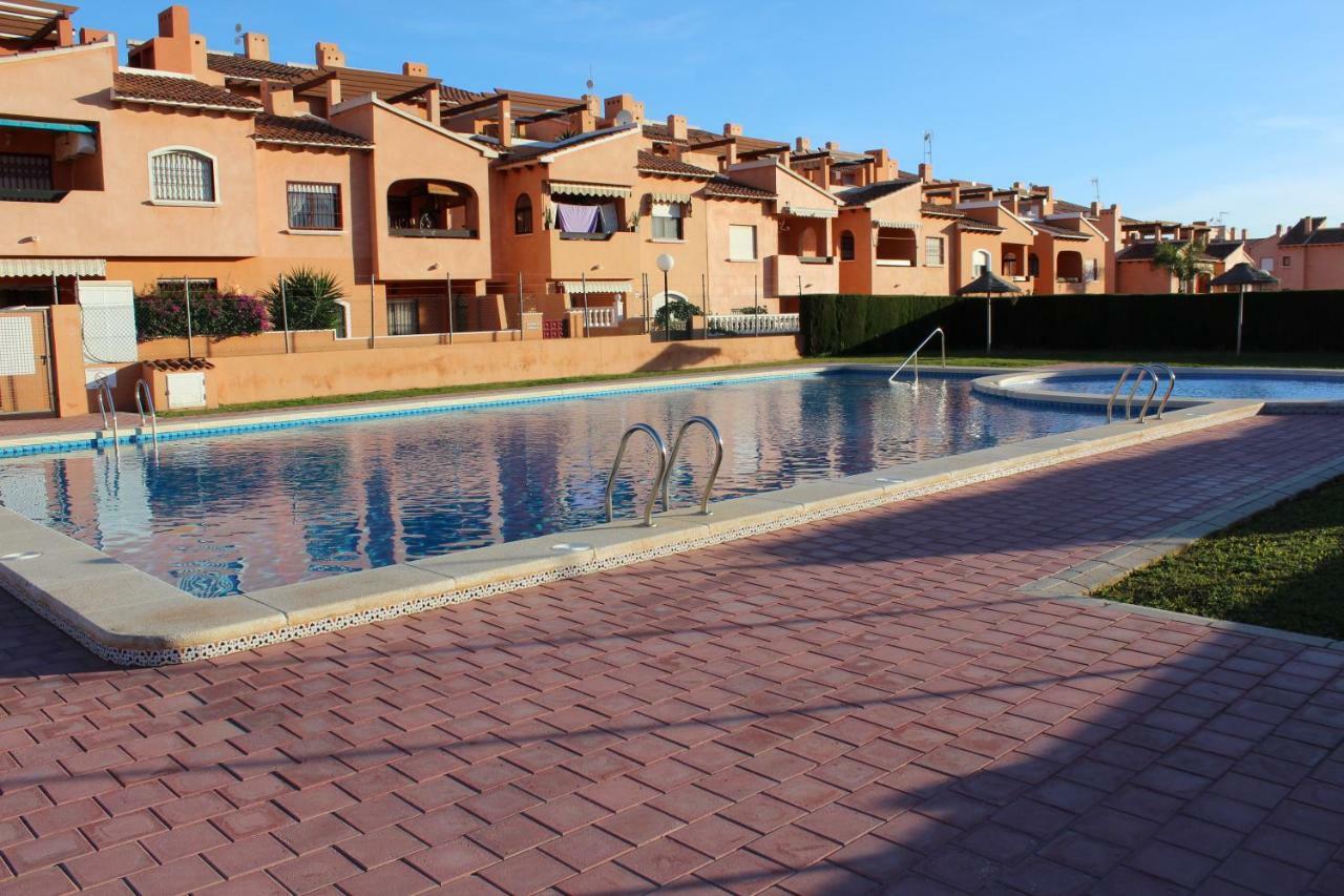 Апартаменты Altos Del Sol Торевьиа Экстерьер фото