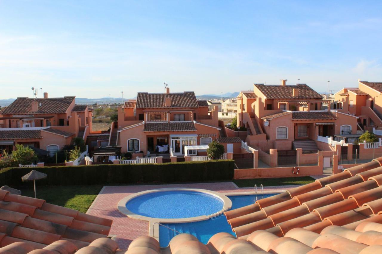 Апартаменты Altos Del Sol Торевьиа Экстерьер фото